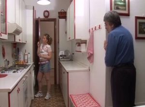 Озабоченный папик трахает свою приёмную дочь